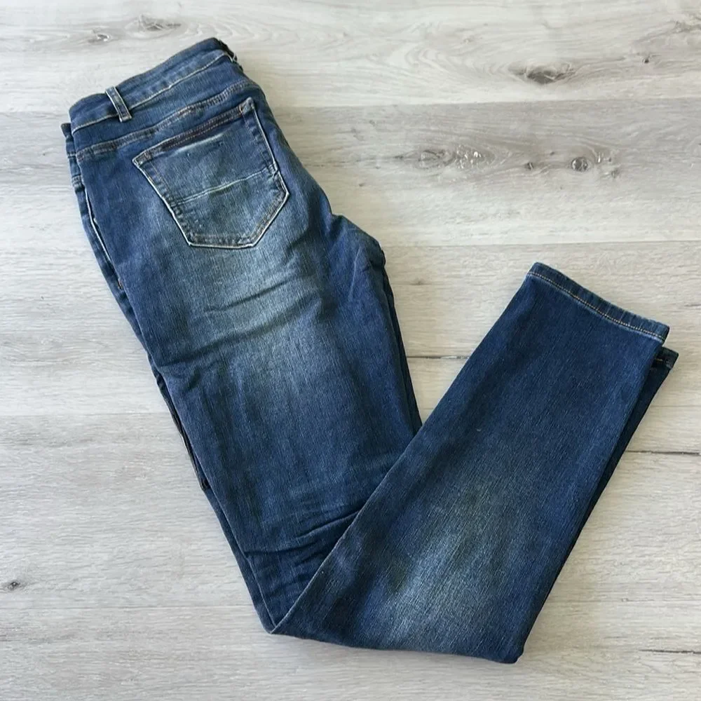 AMIRI Skinny-Fit Leather Appliquéd Distressed Jeans Blue/Black 32 NWT